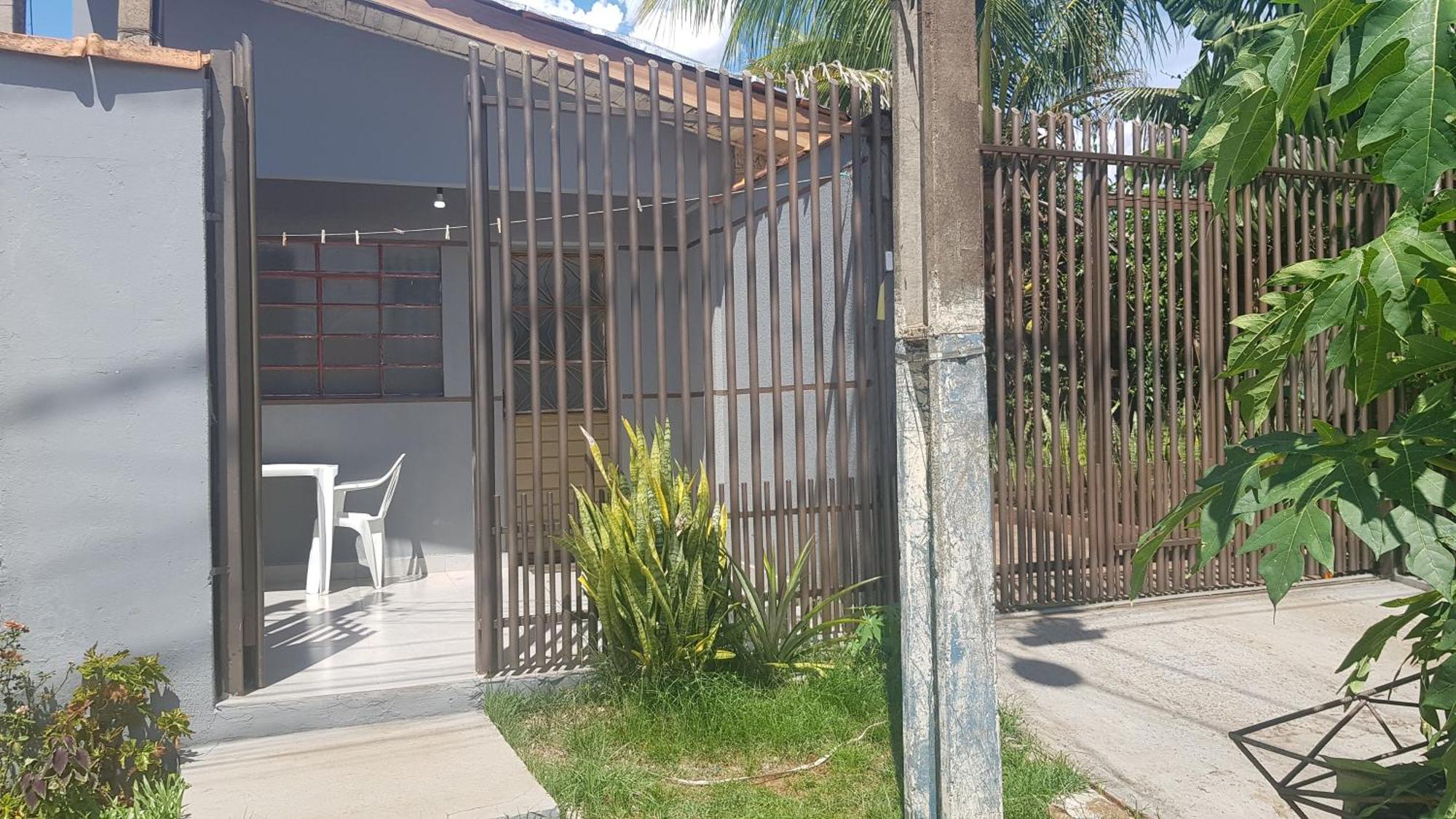 伊瓜苏Casa No Centro De Foz! Ar-Condicionado, Smart Tv, Wi-Fi, Cozinha, Ventilador E 4 Camas公寓 外观 照片